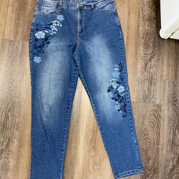 Gloria Vanderbilt Size 14 -Y2K Amanda Jeans – Blue Floral Embroidered Slimming - Picture 1 of 6